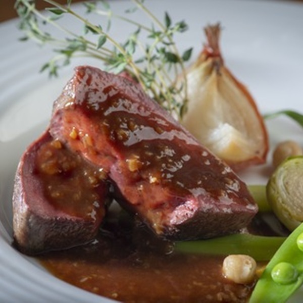 レストランは予約がないと入れない横浜山手の名店