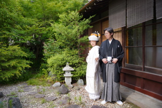 アンシャンテ横浜_新郎新婦2人のルーツ「実家でウェディングフォト」