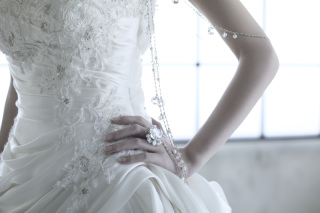 ブランドドレスレンタル