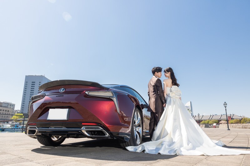 《3月末までの撮影》【象の鼻パーク・赤レンガロケーション】★7つの特典付き★70分撮り放題★ブランド衣装・全データ・移動費込み