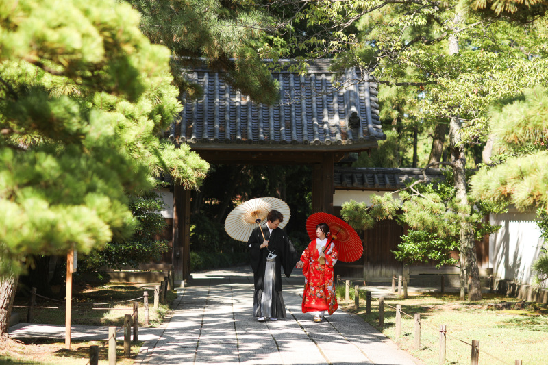 《8月末までの撮影》三渓園ロケ&times;洋装スタジオ撮影★合わせて140分撮り放題★ブランド衣装・全データ込み・申請料込み