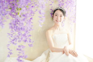 【12/14限定のこり2枠】洋装or和装スタジオ撮影★ランクアップ衣装・データ100カット付・アルバム付き・美肌レタッチ付