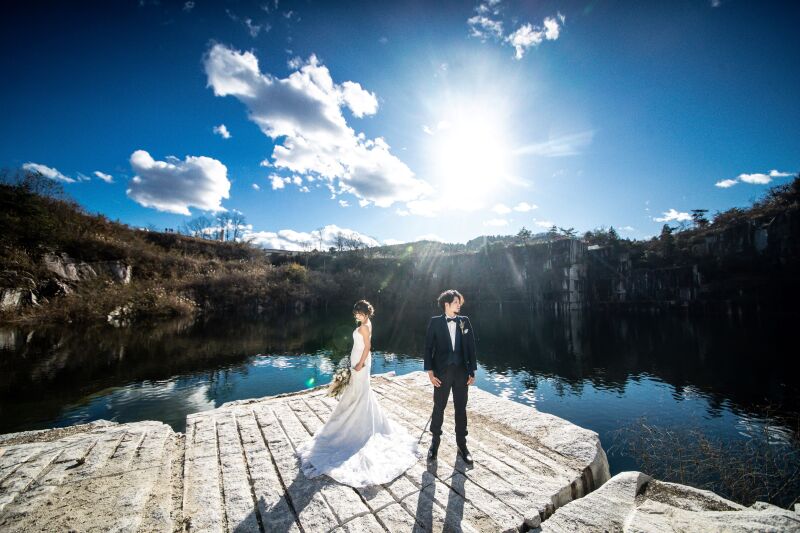 \早割特典付!/神秘的な撮影に˚⁎⁺˳✧༚【石切山脈&チャペル・スタジオ撮影】レタッチ10カット1.5万円分プレゼント♡