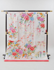 0123144/白地　雲取り牡丹光鶴観世