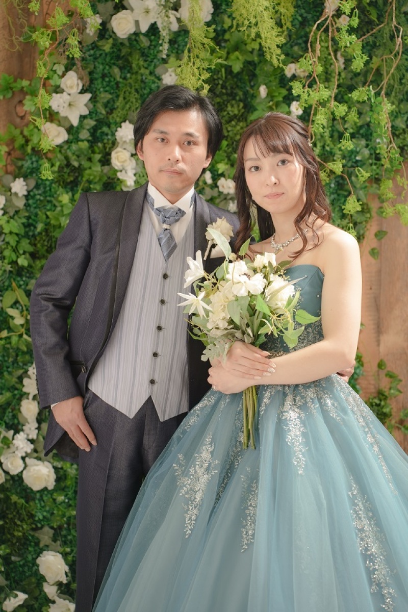 カラードレスはスタジオで