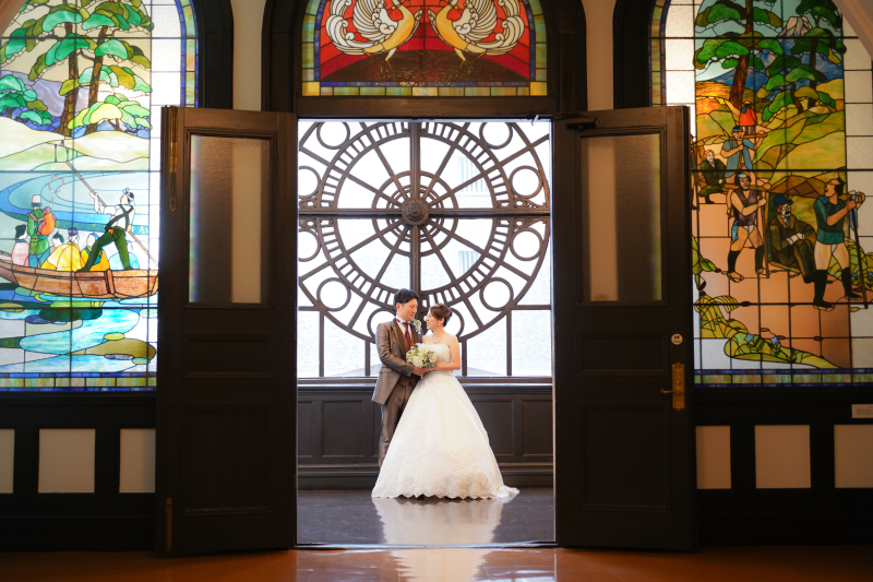 光と影が織りなす、レトロモダン