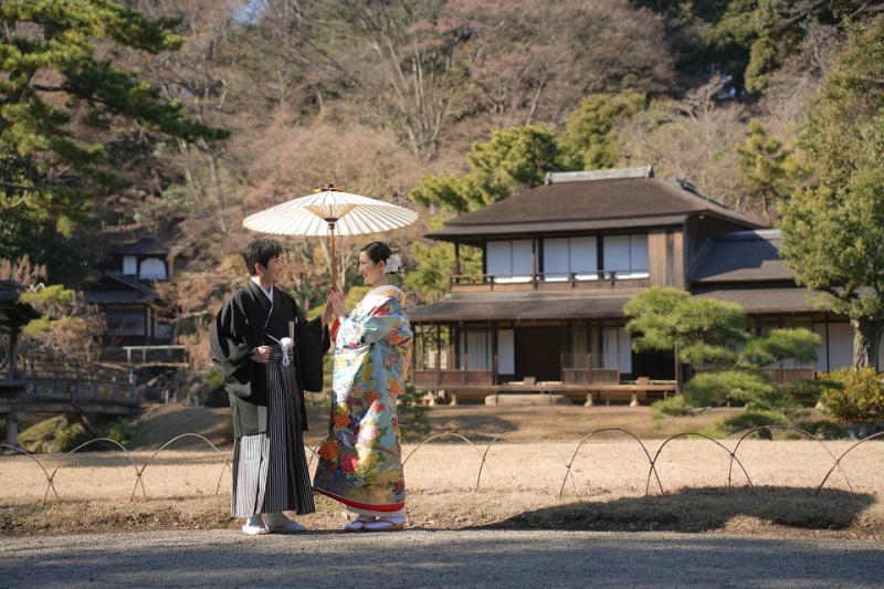 まずは三渓園にて