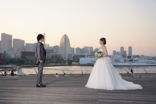 港が見える丘で、未来を約束