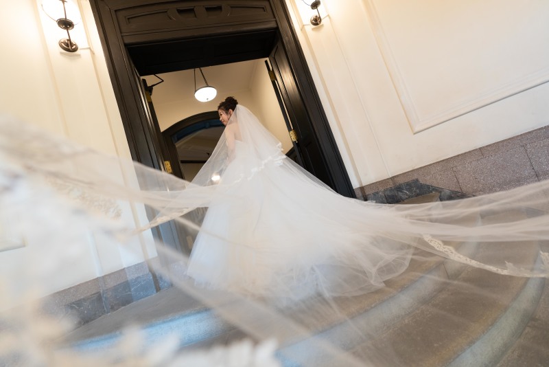 ロングベールで動きをつけて