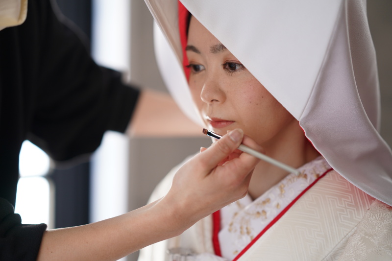 白無垢花嫁さん、準備中。