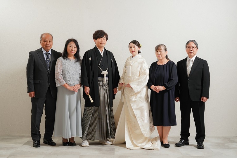 1日目はご家族様も一緒に和洋装スタジオ撮影