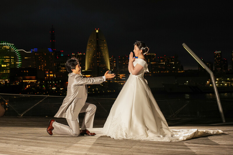 港の風と、揺るぎない決意