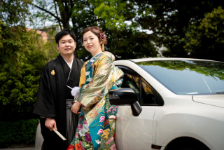 愛車と一緒にロケーション撮影