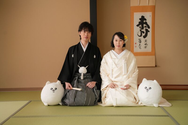 お隣には・・・