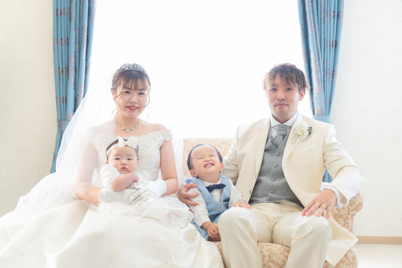 まずはお部屋での撮影です