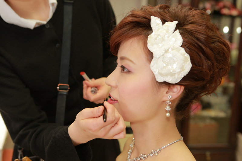 ブライダルヘアメイク