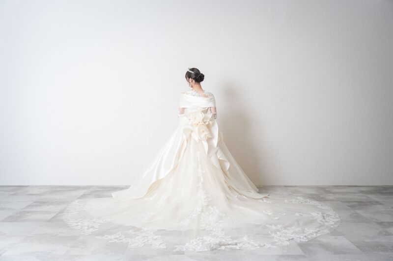 Momona横浜関内店_インポートドレスの取扱いがある