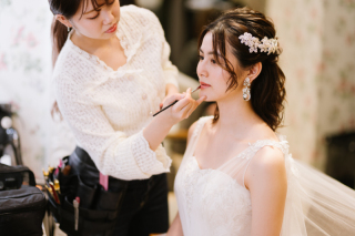 メイクシーンの撮影