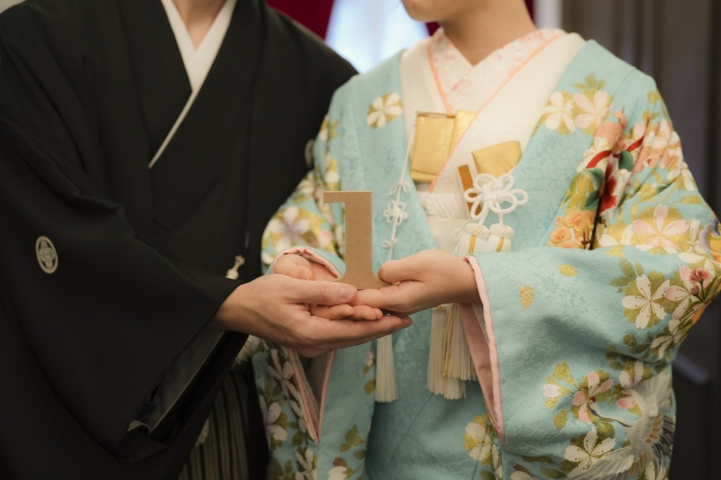 Momona横浜関内店_色打掛・着物が豊富