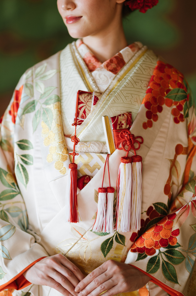 Momona横浜関内店_色打掛・着物が豊富