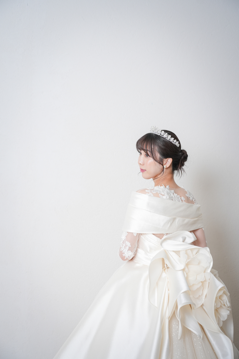 【スタジオソロウエディングプラン】ウエディングドレス、カラードレスどちらでもOK！