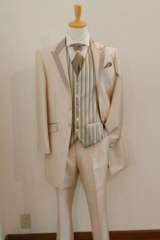 ﾍﾞｰｼﾞｭｸﾘｽﾀﾙ