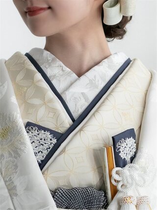 刺繡衿　群鶴（白金）