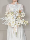 クラッチブーケ　白&times;胡蝶蘭