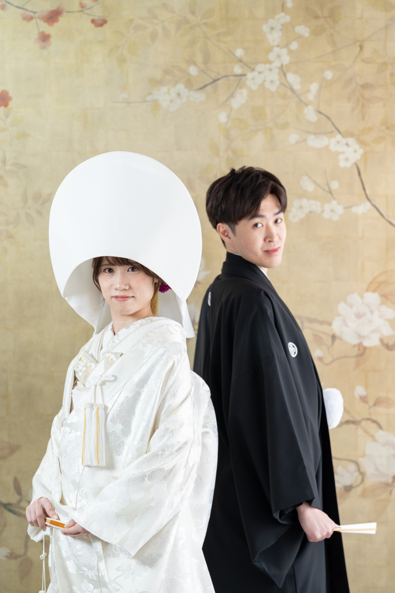 白無垢に綿帽子