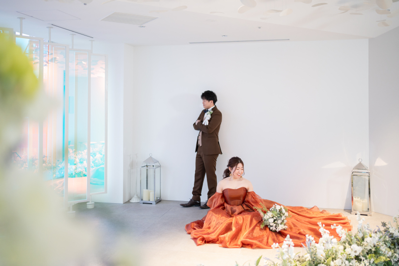 チャペル横の白壁も有効活用★