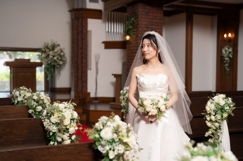 レトロな雰囲気で新婦様のソロショット♪