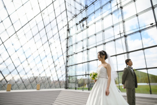 小さな結婚式 札幌店_ロケーション撮影（モエレ沼公園）