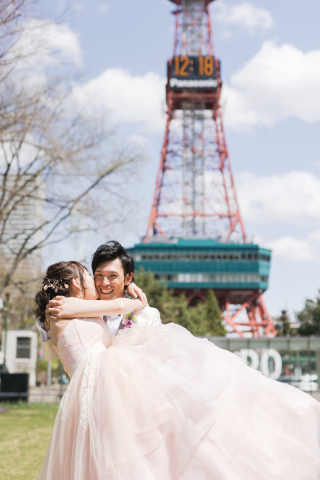 小さな結婚式 札幌店_ロケーション撮影　(大通公園)