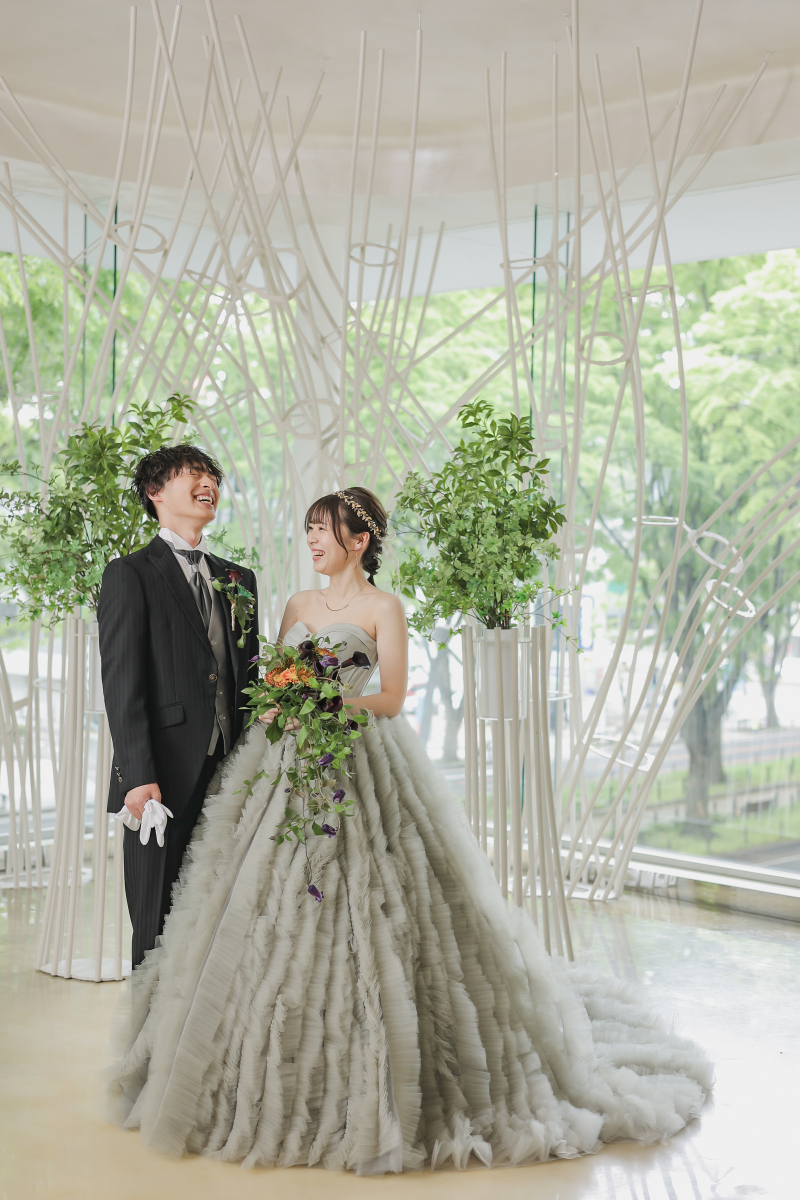 自然光がきらっと輝くナチュラルなチャペル