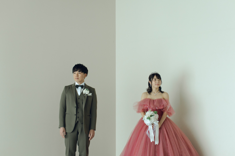 飾りのない壁バックの写真・・・