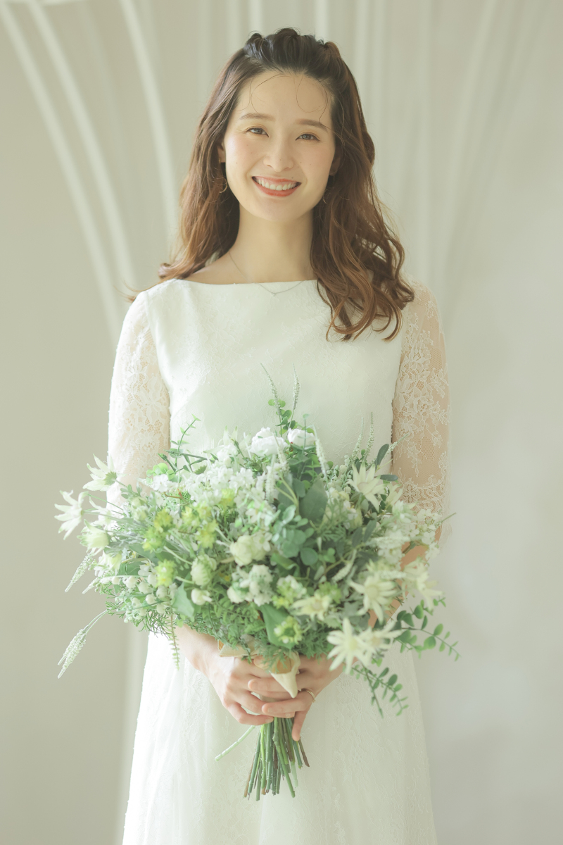 あえて白い壁をバックに!