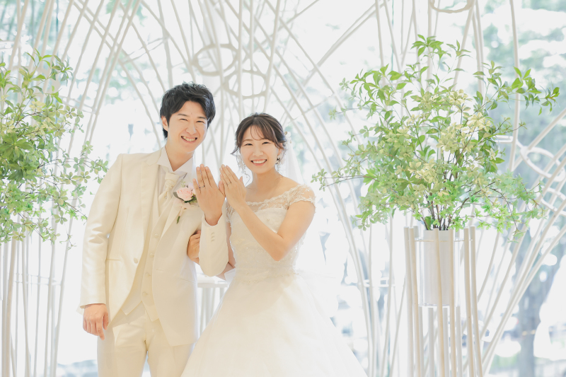 指輪の交換をして皆様にもおひろめです！