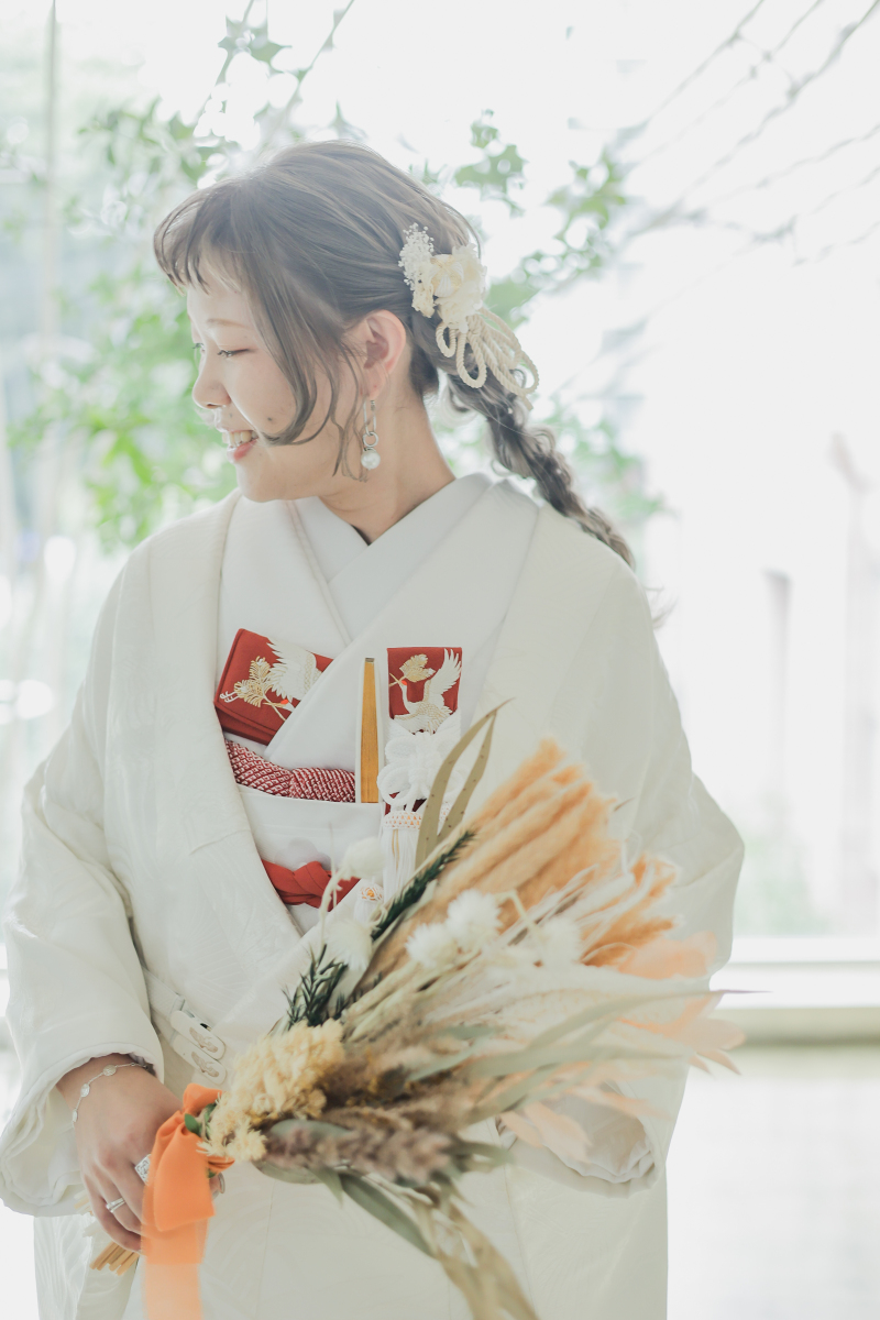 こだわったヘアパーツやブーケも