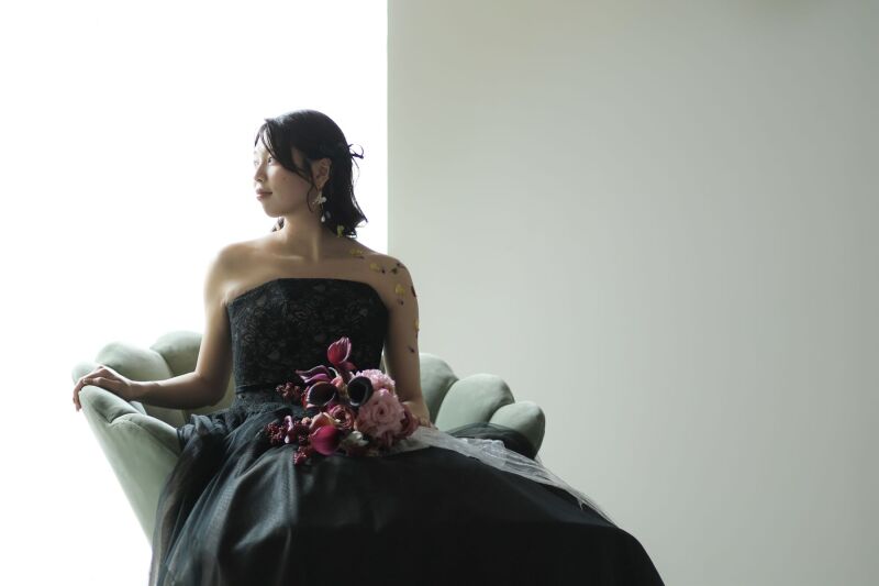 ブラックドレスで大人なな雰囲気に