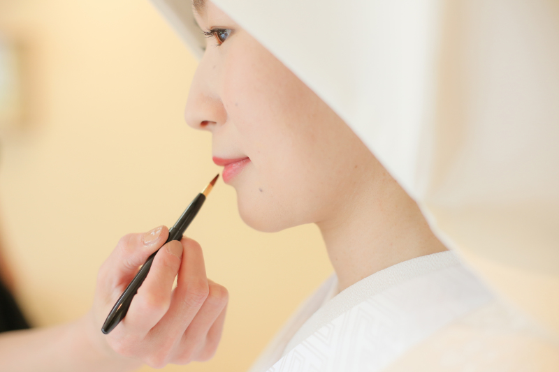 お仕度シーンはロケーションフォトならでは