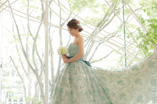 【 ドレス＊ソロフォト/アルバム付】チャペルやスタジオで撮影◎もっと楽しく、わがままに、お姫様気分のフォトウェディングプラン！