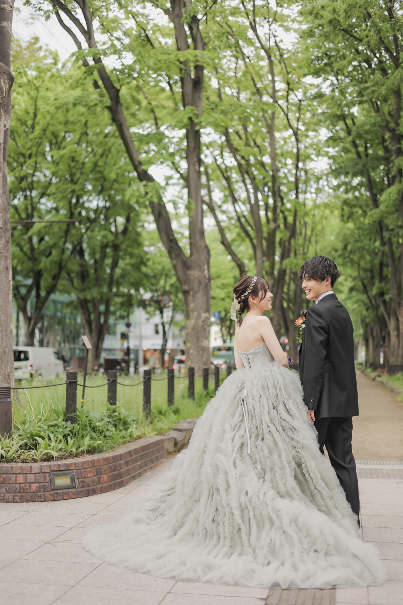 緑のケヤキ並木の時期におすすめ！チャペル＆定禅寺通りロケーション撮影プラン