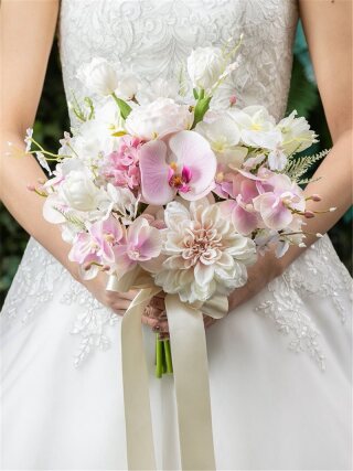 [名古屋]ｸﾗｯﾁﾌﾞｰｹ ﾎﾜｲﾄ×ﾋﾟﾝｸ 