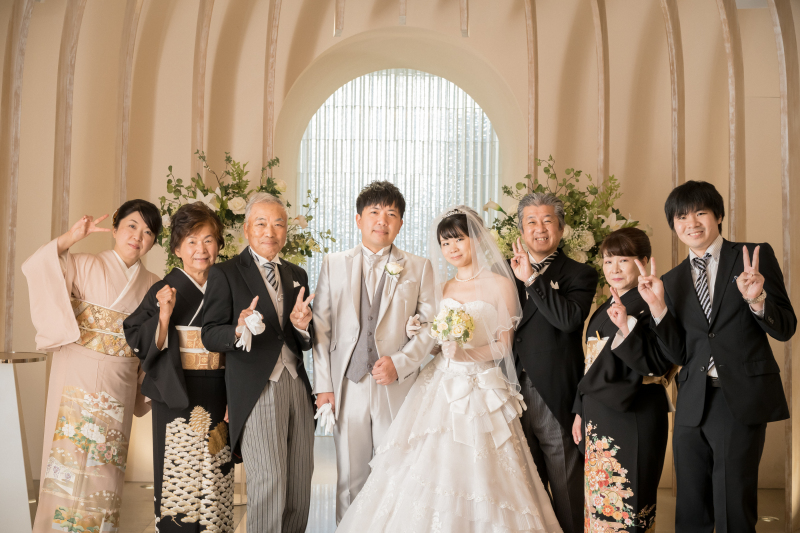 追加1ポーズ+13,200円で集合写真も可能です!