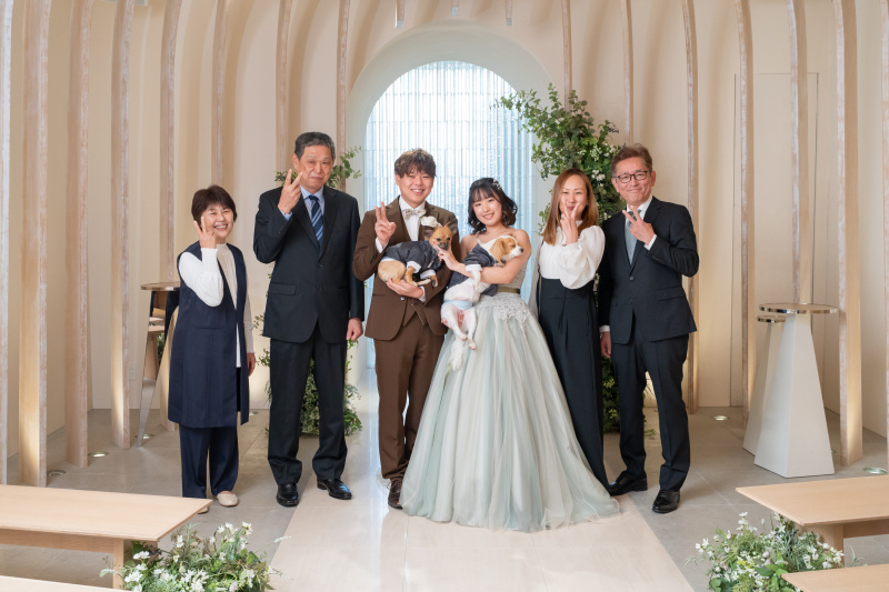 小さな結婚式 名古屋店_家族・友人を撮影に呼べる