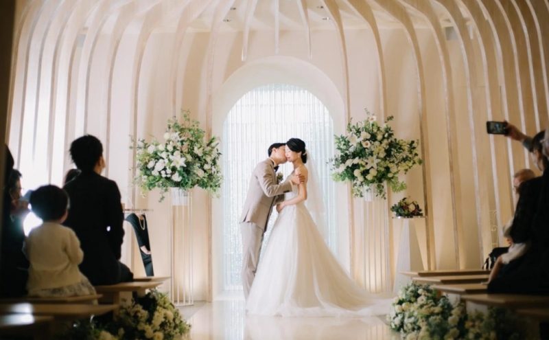 ワクワクできる時間を、共に過ごさせていただけたら嬉しいです。それが、結果的に、お二人やご家族様にとって、最高の時間を残すことに繋がり、写真という形を、未来に残していけるのだと思っています。