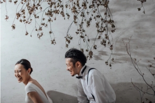 枝の下をくぐり抜けて歩いて?なんて言って自然な姿も