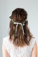 ヘッドアクセサリー（花冠(白×ｸﾞﾘｰﾝ) ）