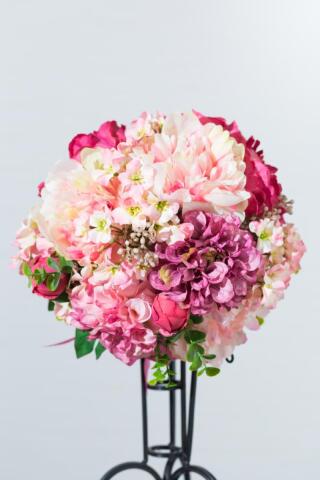 造花ブーケ（ﾗｳﾝﾄﾞﾌﾞｰｹ ﾋﾟﾝｸ ）