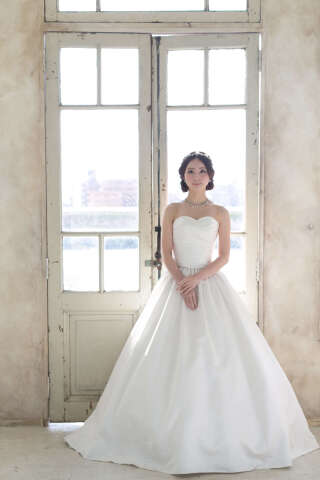 プラン内■［トップス］ハートカット＋［スカート］Aライン